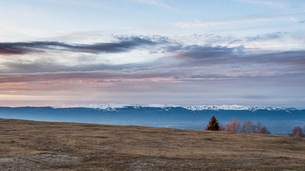 Haute-Savoie, Vue sur le Jura depuis le Mont Salève